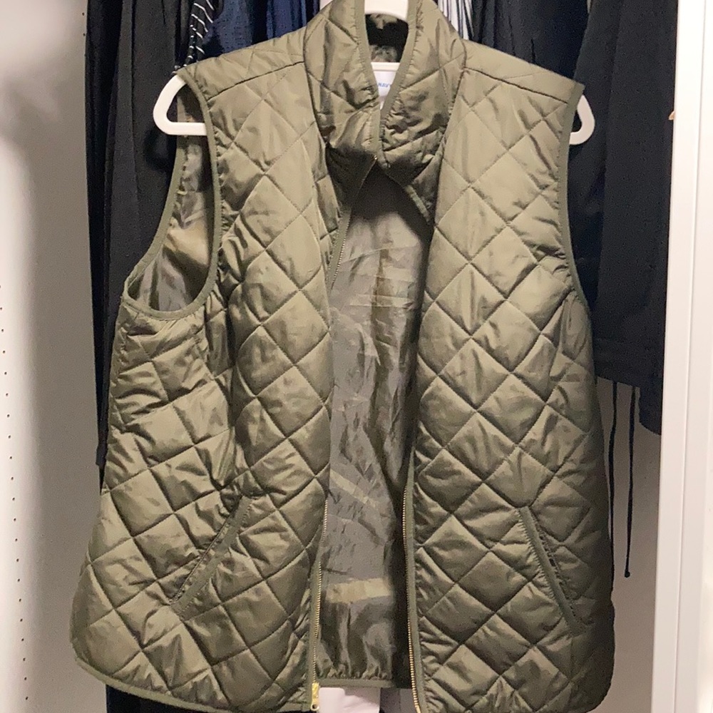 Old Navy Quilted Vest